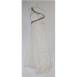 TONY BOWLS LEGACY SIZE 6 IVORY WEDDING DRESS