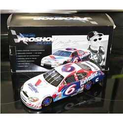 MARK MARTIN VALVOLINE ERTL PRECISION 1:18 NASCAR