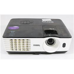 BENQ DLP PROJECTOR 3,000 LUMENS W/ HDMI