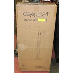DAY LIGHT FLOOR LAMP