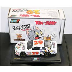 TOM AND JERRY LIMITED EDITION 1:18 REVELL NASCAR