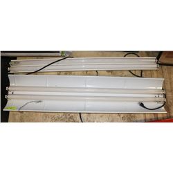 PAIR OF FLUORESCENT PLANT/AQUARIUM LIGHT FIXTURES.