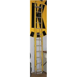 24FT FEATHERLITE EXTENSION LADDER