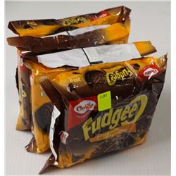 4 PACKS OF FUDGEE-O