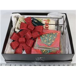 FLAT OF ASSORTED CHRISTMAS DECOR