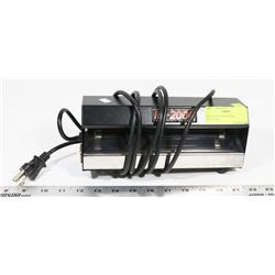 ID-2000 COUNTERFIT BILL DETECTOR