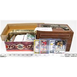 BOX OF ASSORTED BASEBALL AND HOCKEY CARDS