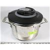 Image 1 : ALL-CLAD 8.4 QUART ST. STEEL PRESSURE COOKER