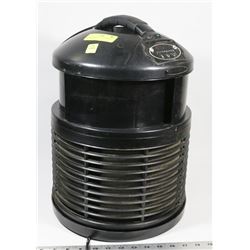 LARGE FILTER QUEEN DEFENDER AIR PURIFIER