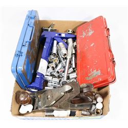 FLAT OF ASSORTED TOOLS