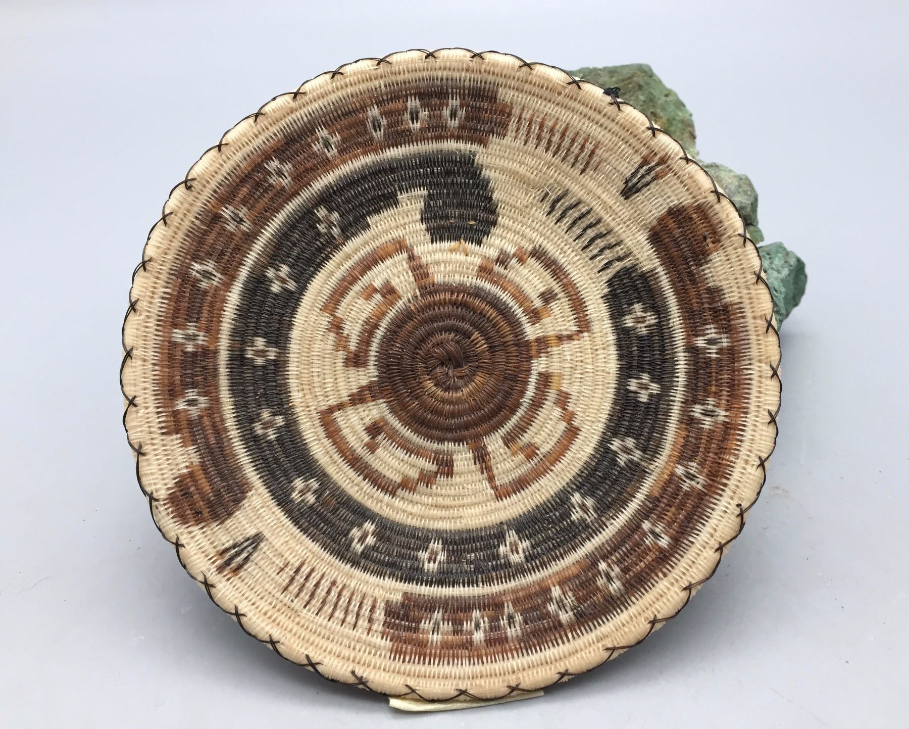 Great Horsehair Basket by Linda Hendricks