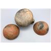 Image 9 : Group of 3 Prehistoric Pots