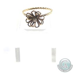 Lady's 10K Yellow Gold 3-Dimensional Flower with Diamond Accent Ring. - Size 6 1/2.  Total weight of
