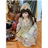 Image 1 : COLLECTORS DOLL - CASSANDRA DOLL COLLECTION - 2004 - STAND NOT INCLUDED