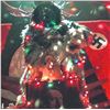Image 8 : 31 (Rob Zombie 2016) - Rabbit Fur Coat and Christmas Lights Part of "Sick-Head's Nazi Shrine"