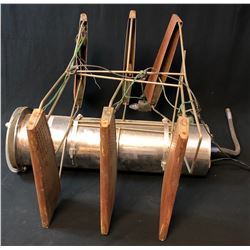 12 Monkeys (1995) - Set Prop Lot B