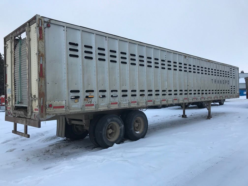 1968 Fruehauf Aluminum Cattle liner. Single deck, Saftied, good rubber
