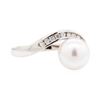 Image 1 : 0.15 ctw Diamond and Pearl Ring - 14KT White Gold