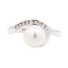 Image 2 : 0.15 ctw Diamond and Pearl Ring - 14KT White Gold