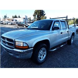 G6 --  2003 Dodge Dakota SLT , Silver , 260193  KM's