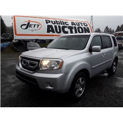 J5 --  2009 HONDA PILOT EXL , Silver , 221120  KM's