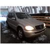 Image 2 : J2 -- 2005 MERCEDES ML350 SUV BROWN 2566 56 KM'S