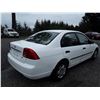 Image 3 : E6 --  2001 HONDA CIVIC DX , White , 174144  KM's