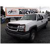 Image 1 : F3 --  2004 CHEVROLET SILVERADO K1500 , White , 219050  KM