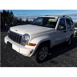 K3--2005 JEEP LIBERTY SUV, WHITE, 155,455 KMS DEC'S, X-LEASE