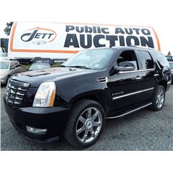 H2 --  2007 CADILLAC ESCALADE LUXURY , Black , 257985  KM's