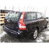 Image 3 : D1 --  2006 VOLVO V50 , Black , 145620  KM's