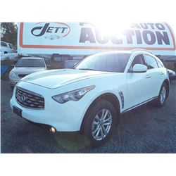 K1 --  2010 INFINITI FX35 , White , 167,834 MILES  KM's