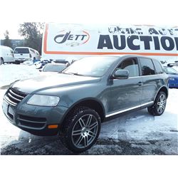 H6 --  2004 VW TOUAREG , Green , 278523  KM's