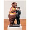 Image 1 : BEAR AND POLICEMAN