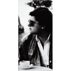 SITUATION 1980’s (man with leather jacket, coffee) 