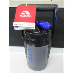 New Igloo 1.89 liter Drink Cooler