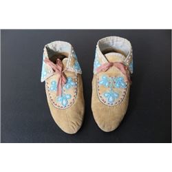 Native American Moccasins Floral beaded