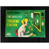 Image 2 : 1950 TIN MADE IN JAPAN TRACKING STATION TOY IN ORIGINAL BOX