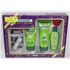 Image 1 : GLYSOMED GIFT SET INCL HAND & FOOT LOTION AND MORE
