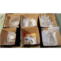 ESTATE FLAT OF DECORATIVE ITEMS INCLUDING