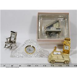 SET OF 5 MINIATURE CLOCKS