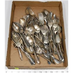 FLAT OF VINTAGE SILVER PLATE CUTLERY