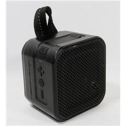 SKULL CANDY BLUETOOTH SPEAKER
