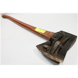 VINTAGE CHOPPER 1 USA SPLITTING AXE.
