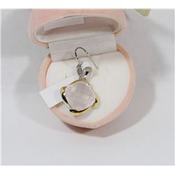 BRASS ROSE QUARTZ PENDANT, 5.90 CTW