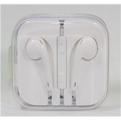 NEW PAIR OF APPLE EARBUDS IN CASE -