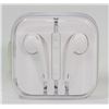 Image 1 : NEW PAIR OF APPLE EARBUDS IN CASE -