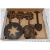 Image 1 : FLAT OF CAST IRON ITEMS.