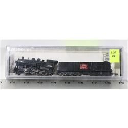 N SCALE BACHMANN SMALL ENGINE AND CAR.