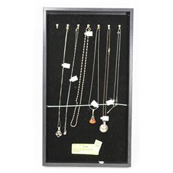 TRAY OF SILVER CHAINS AND PENDANTS